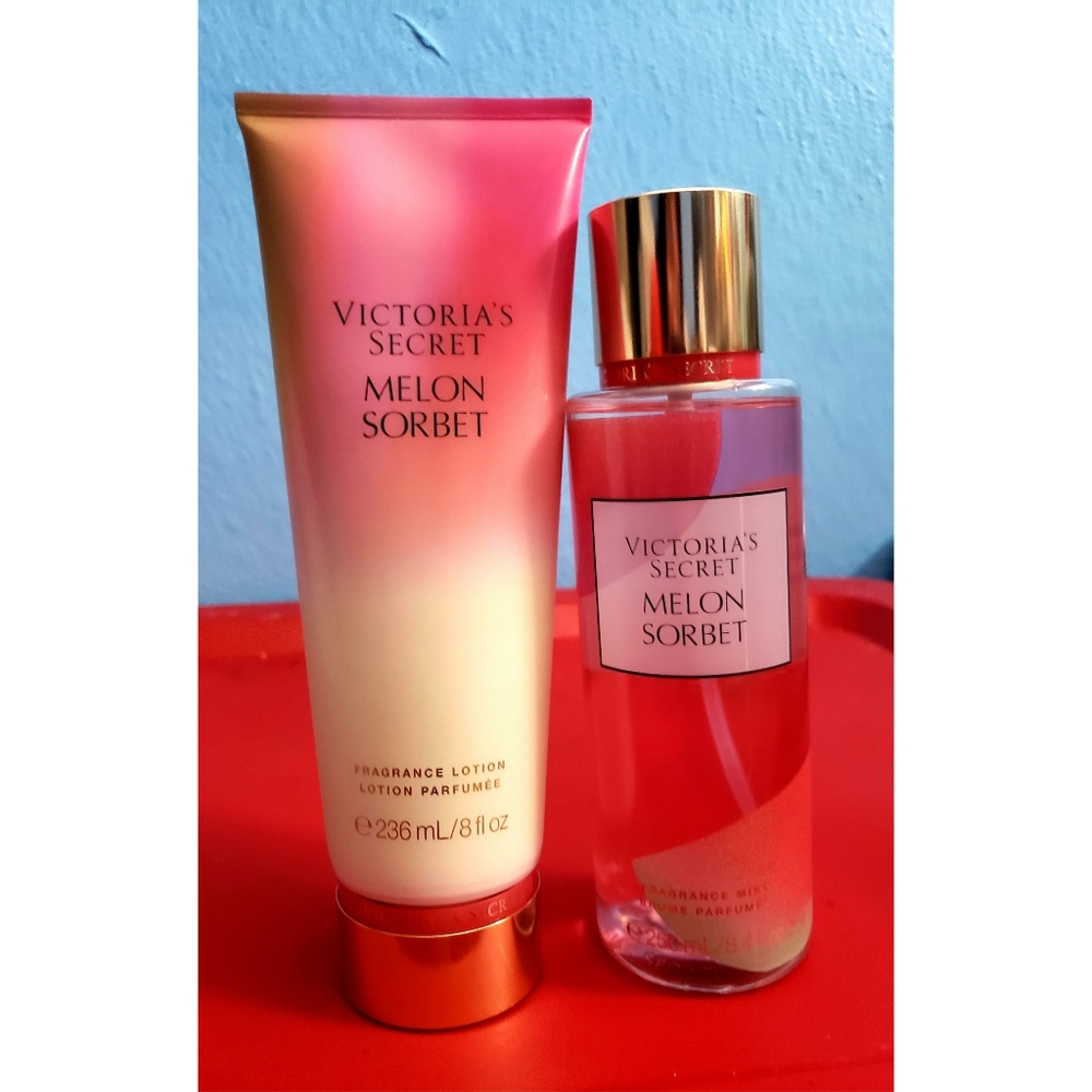 Victoria's secret set